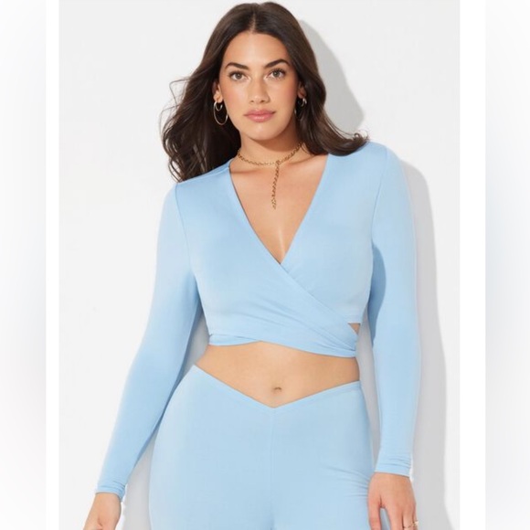 CLEARANCE Camille Kostek Tie Front or Wrap Front Top - Picture 2 of 6